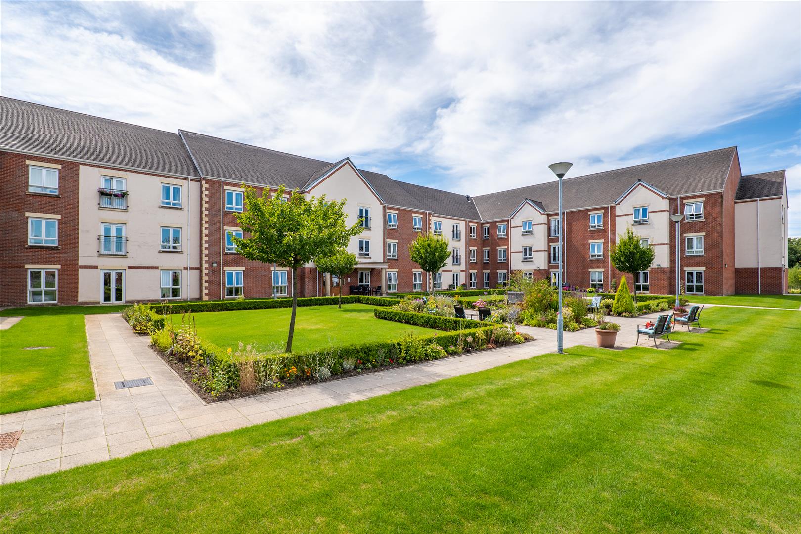 2 bed property in Oakbridge Drive, Chorley